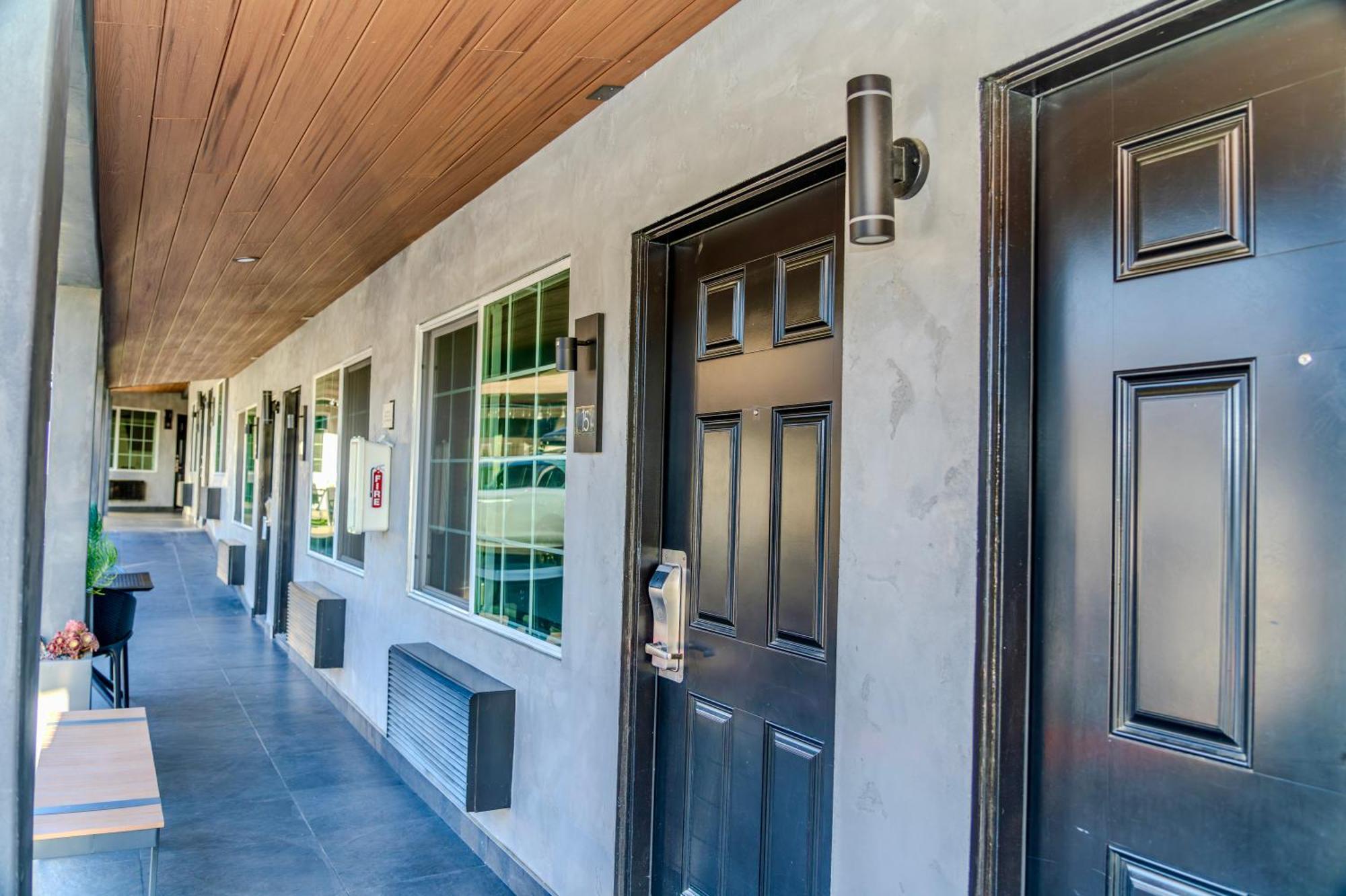 Monterey Surf Inn Exterior photo