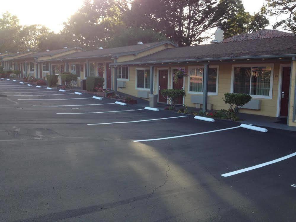 Monterey Surf Inn Exterior photo